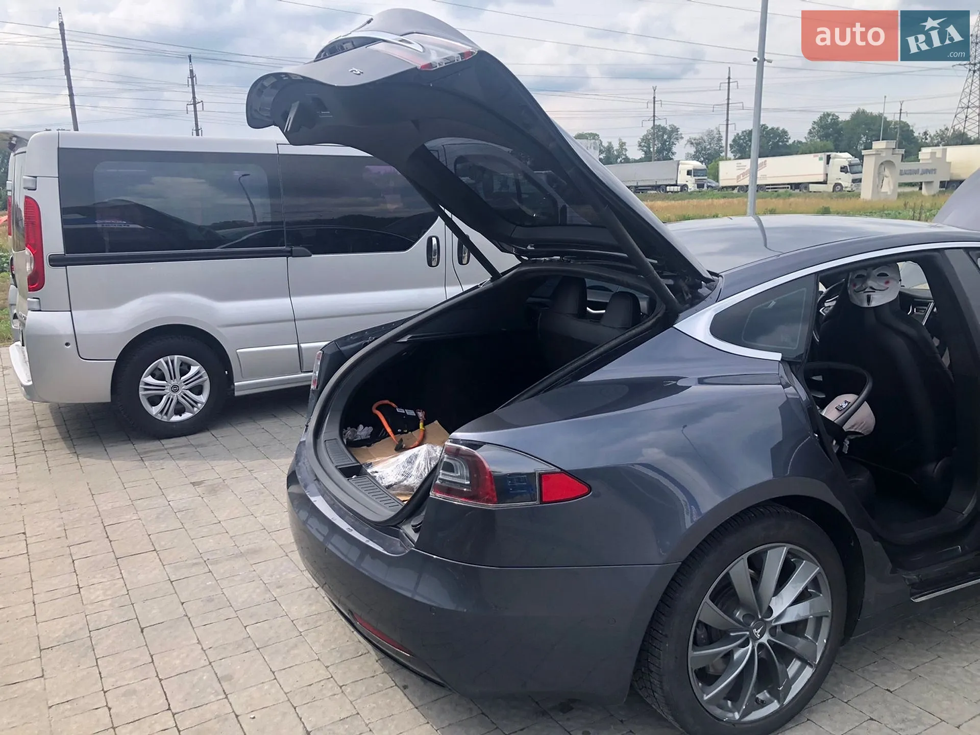 2016 Tesla Model S - мініатюра 17