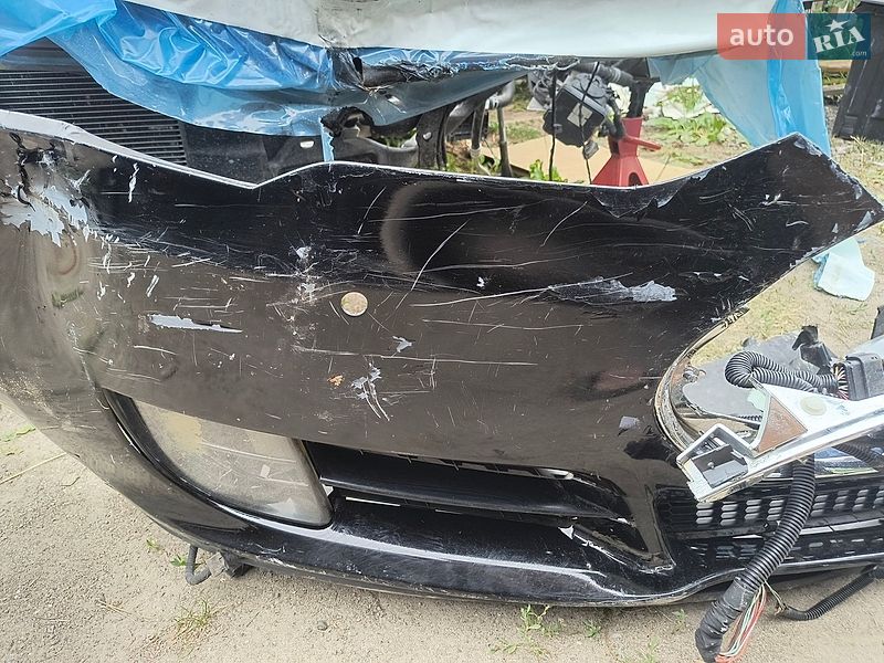 Лифтбек Tesla Model S 2015 в Киеве