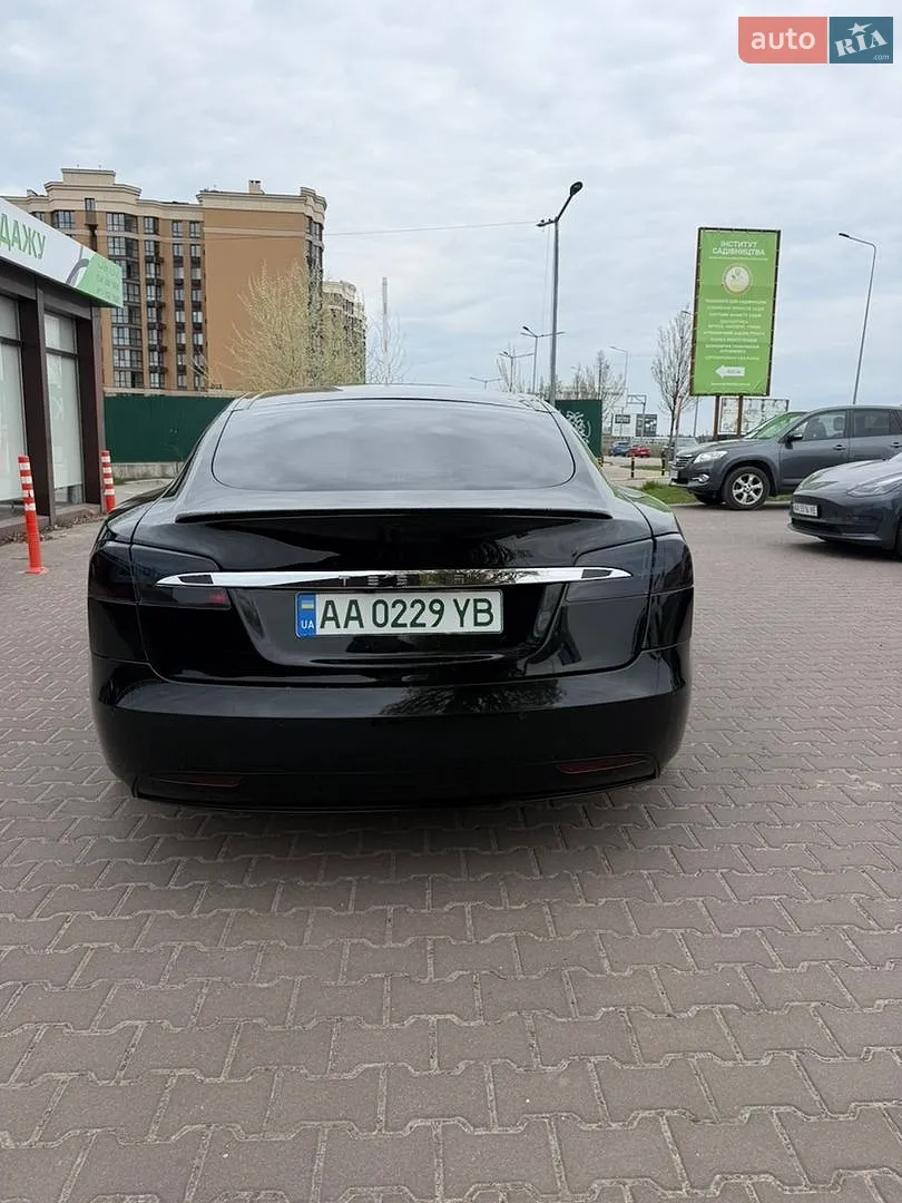 2015 Tesla Model S - мініатюра 10