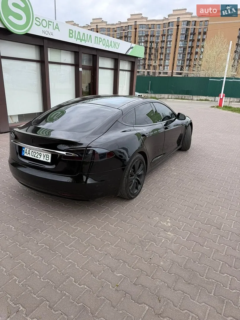 2015 Tesla Model S - мініатюра 9