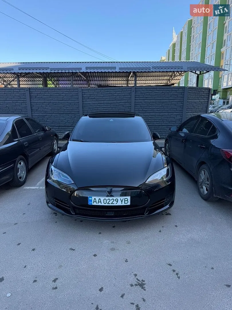 2015 Tesla Model S - мініатюра 12