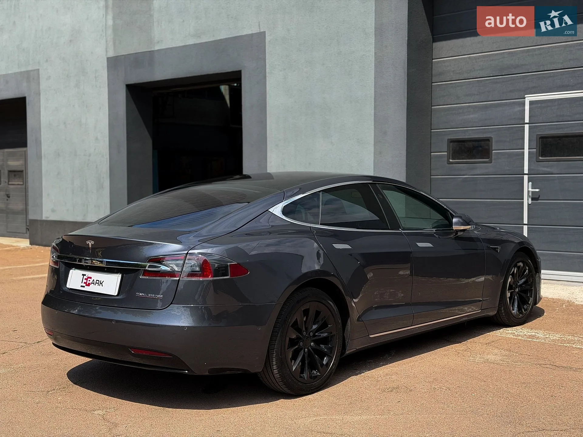 2019 Tesla Model S - мініатюра 9