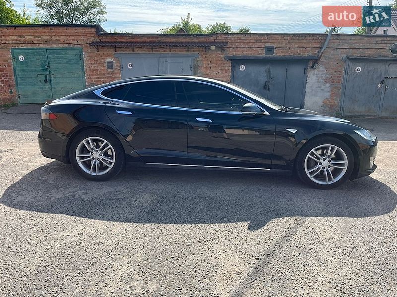Ліфтбек Tesla Model S 2014 в Білій Церкві