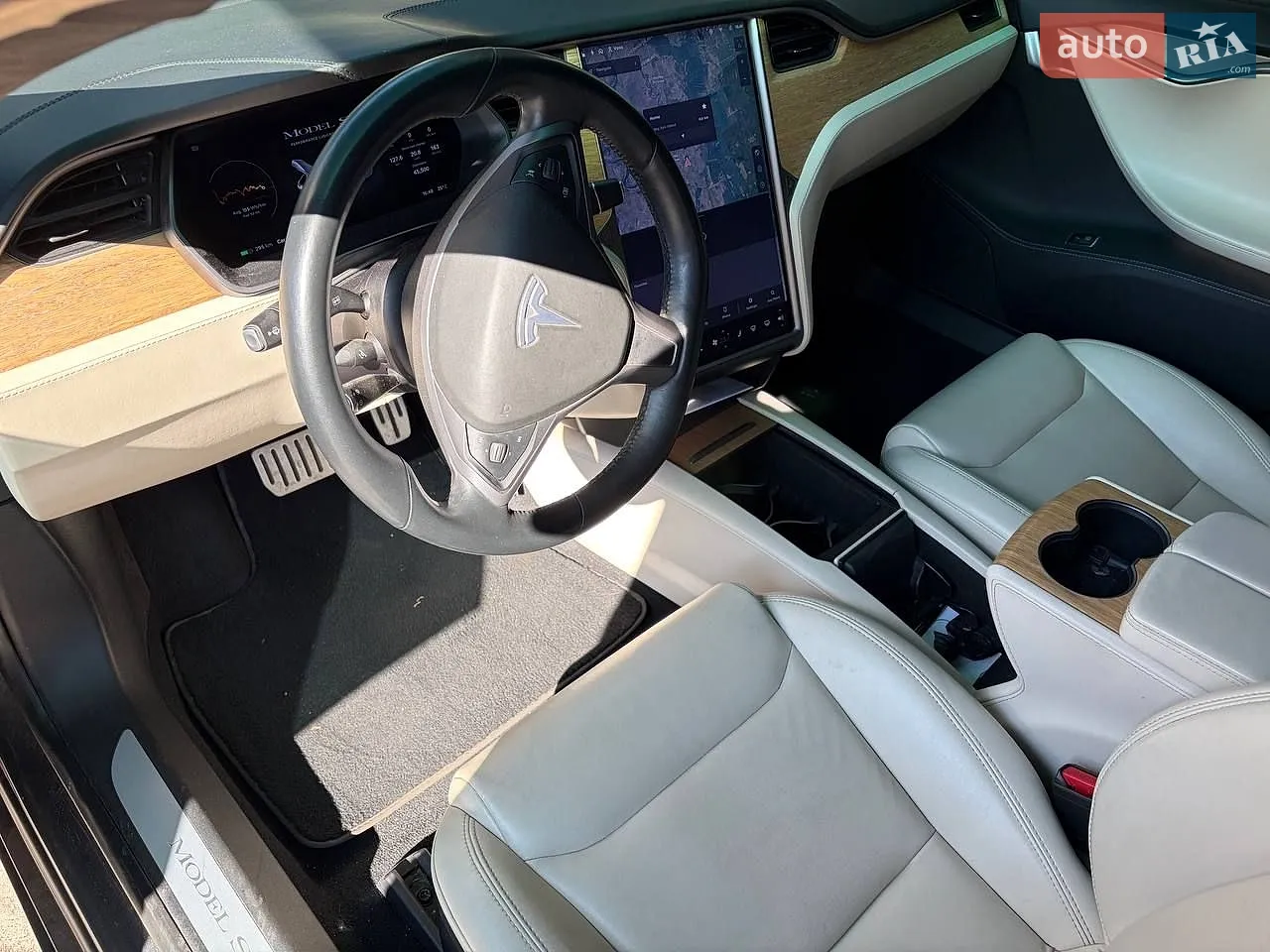 2020 Tesla Model S - мініатюра 13