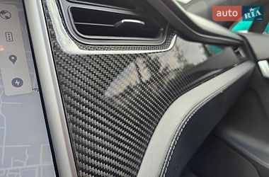 Лифтбек Tesla Model S 2018 в Киеве