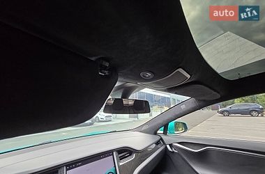 Лифтбек Tesla Model S 2018 в Киеве