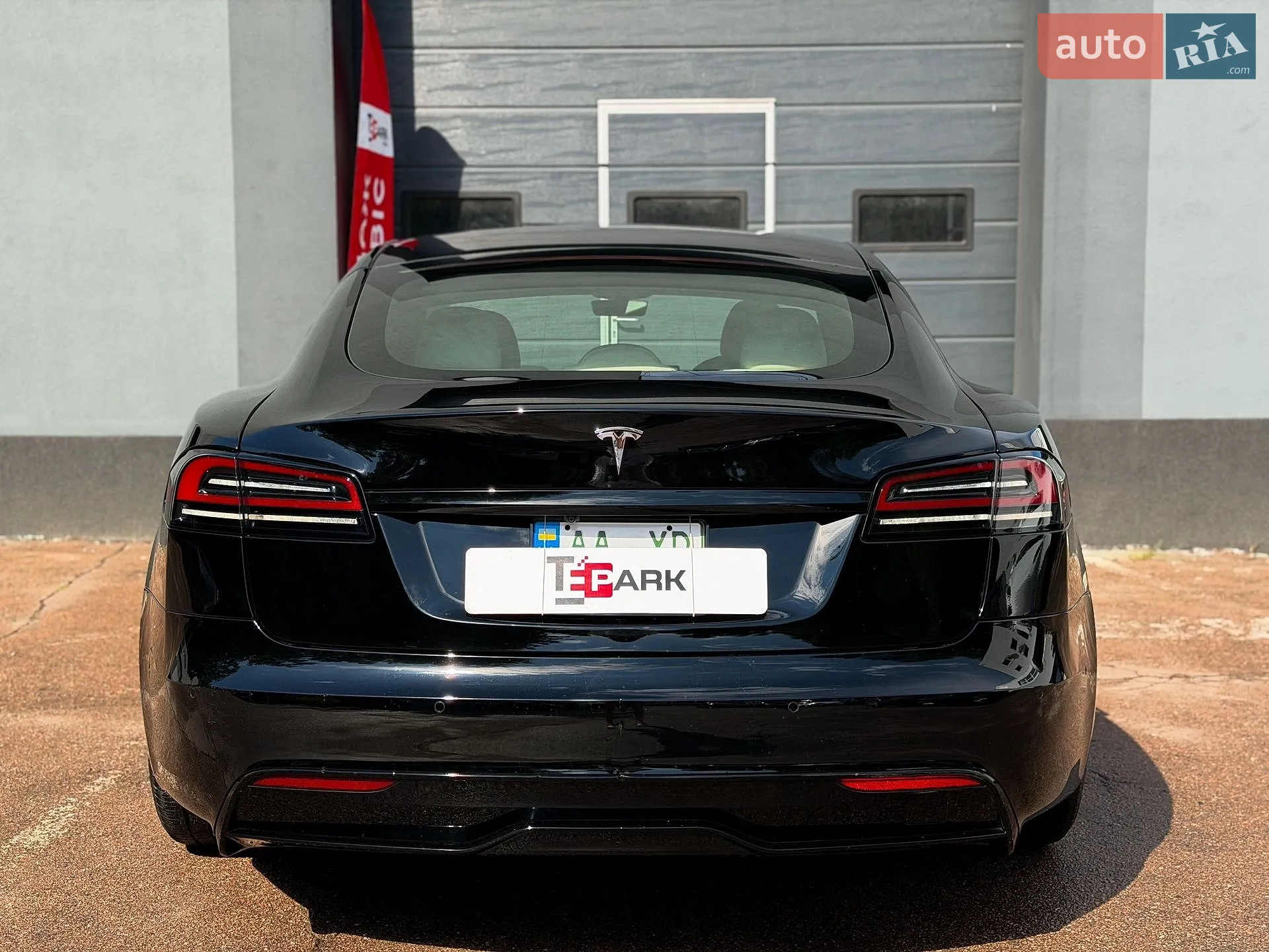 2022 Tesla Model S - мініатюра 9