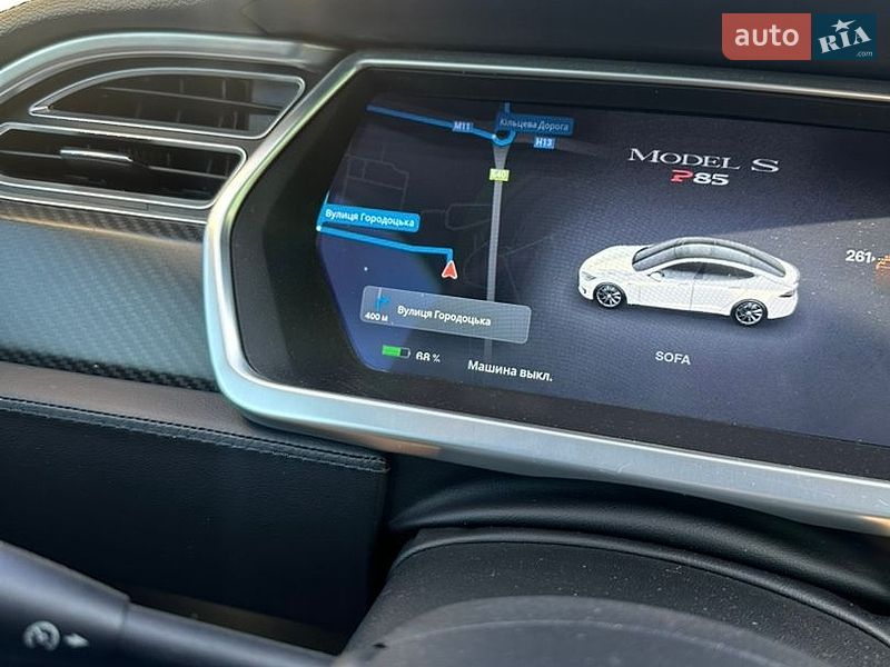 Ліфтбек Tesla Model S 2013 в Львові