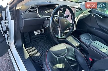 Ліфтбек Tesla Model S 2013 в Львові
