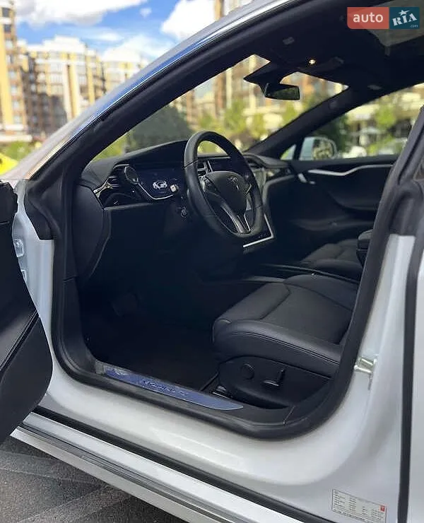 2017 Tesla Model S - мініатюра 8