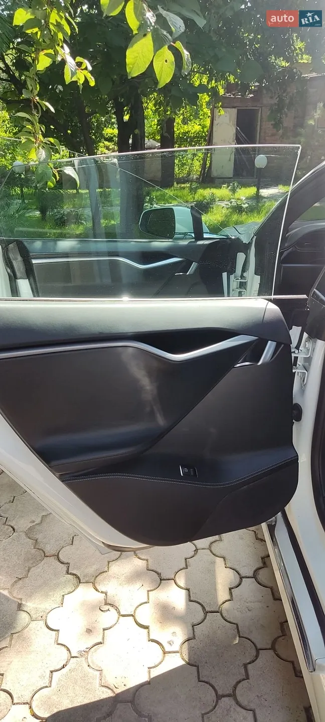 2018 Tesla Model S - мініатюра 10