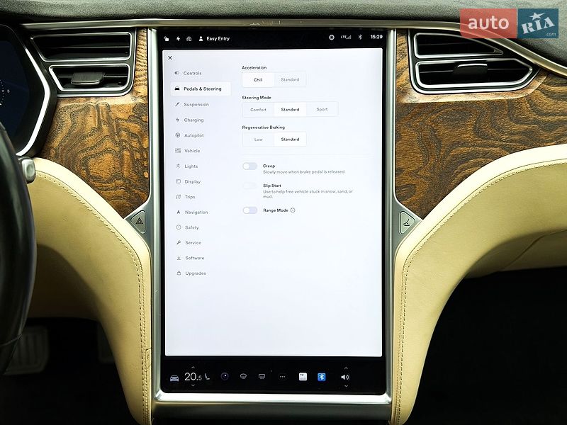 Лифтбек Tesla Model S 2017 в Киеве фото 22 Лифтбек Tesla Model S 2017 в Киеве