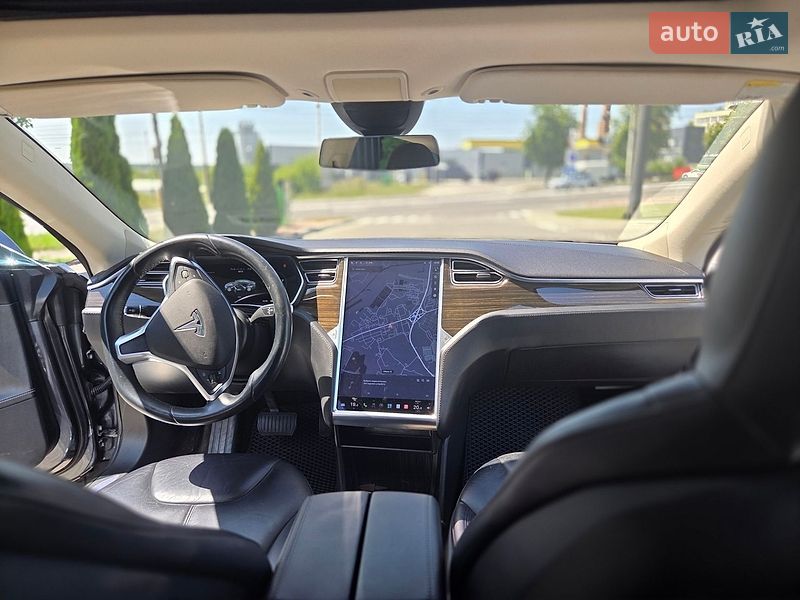 Ліфтбек Tesla Model S 2014 в Тернополі фото 21 Ліфтбек Tesla Model S 2014 в Тернополі