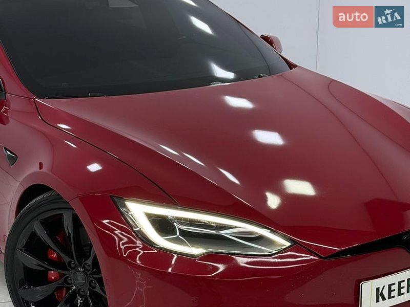 Лифтбек Tesla Model S 2020 в Одессе