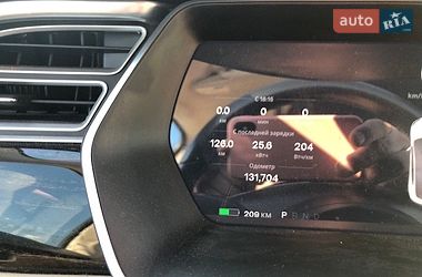 Ліфтбек Tesla Model S 2016 в Києві фото 19 Ліфтбек Tesla Model S 2016 в Києві