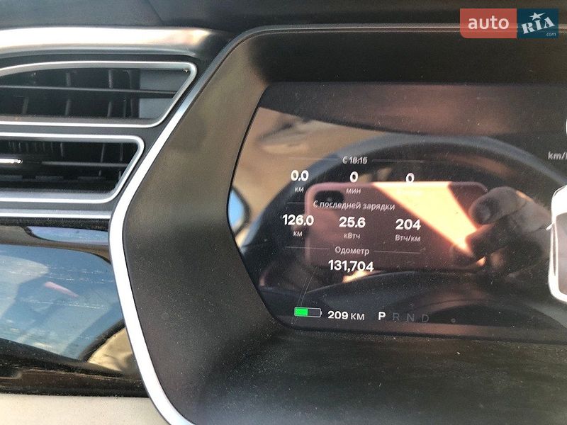 Ліфтбек Tesla Model S 2016 в Києві фото 19 Ліфтбек Tesla Model S 2016 в Києві