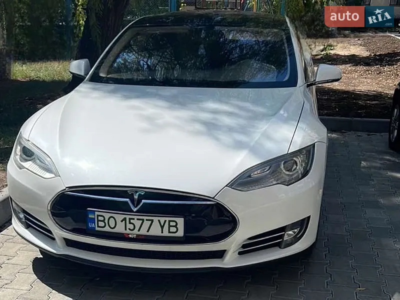 Tesla Model S