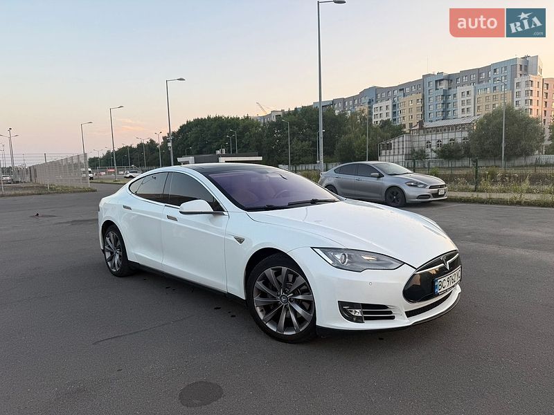Tesla Model S 2014 Tesla Model S 2014