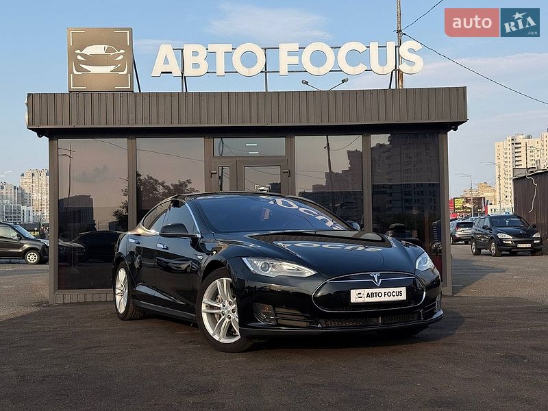 Tesla Model S 2015 Tesla Model S 2015