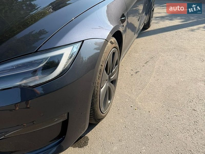 Лифтбек Tesla Model S 2021 в Самборе