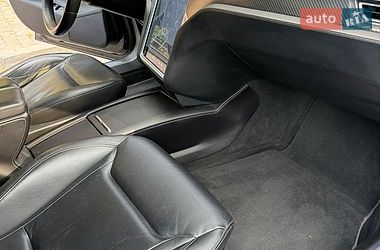 Лифтбек Tesla Model S 2015 в Киеве