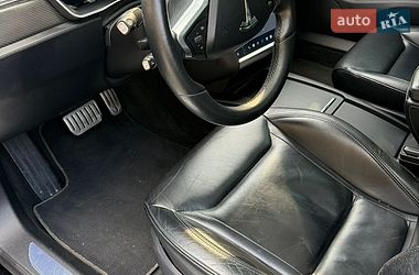 Лифтбек Tesla Model S 2015 в Киеве