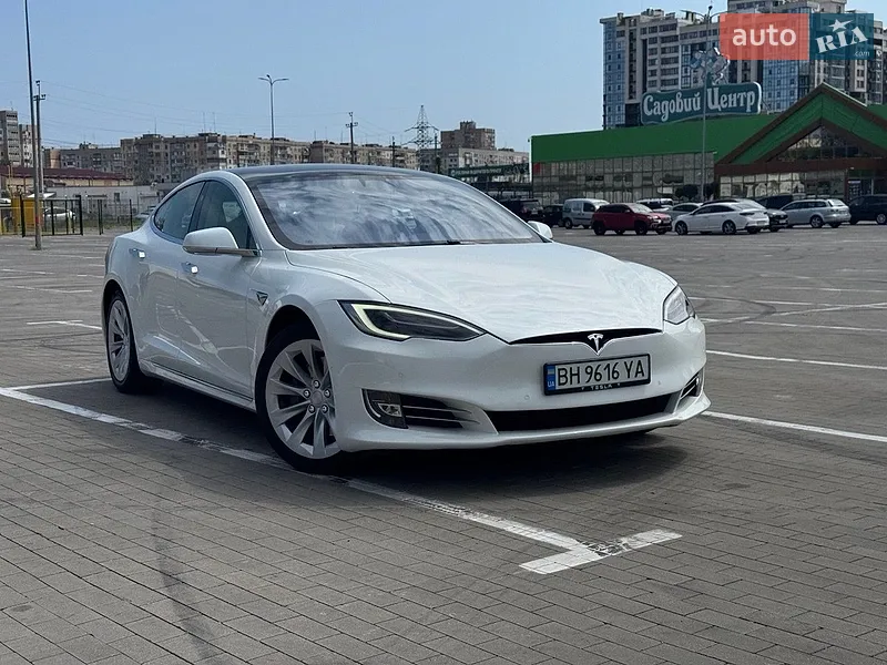 Tesla Model S