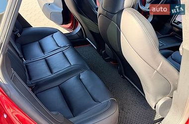 Ліфтбек Tesla Model S 2020 в Умані