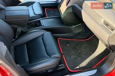 Ліфтбек Tesla Model S 2020 в Умані