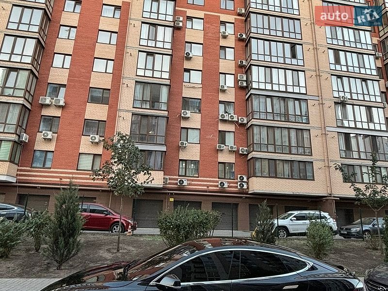 Лифтбек Tesla Model S 2014 в Днепре