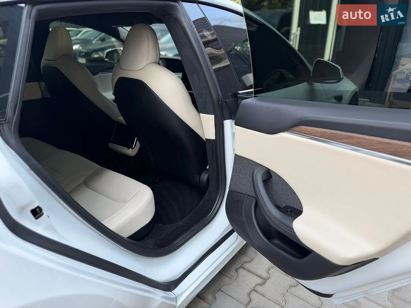 2023 Tesla Model S - мініатюра 39