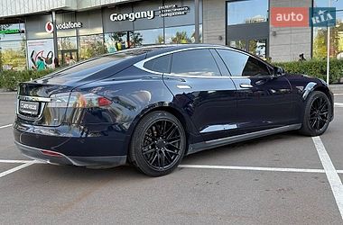 Ліфтбек Tesla Model S 2013 в Києві