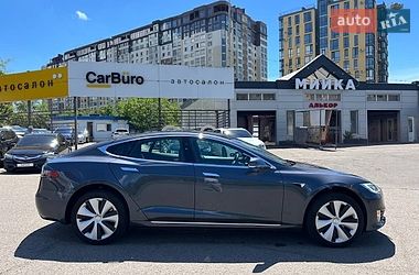 Лифтбек Tesla Model S 2020 в Одессе