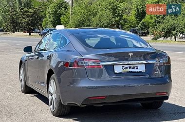 Лифтбек Tesla Model S 2020 в Одессе