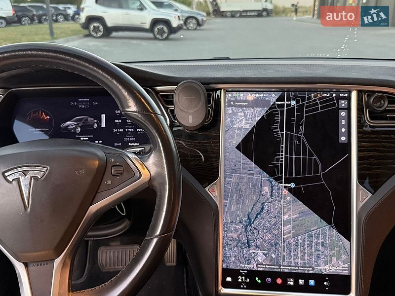 Лифтбек Tesla Model S 2017 в Ивано-Франковске фото 9 Лифтбек Tesla Model S 2017 в Ивано-Франковске