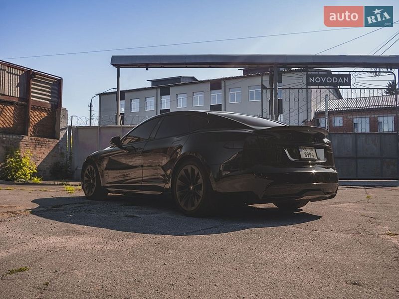 Лифтбек Tesla Model S 2021 в Житомире фото 7 Лифтбек Tesla Model S 2021 в Житомире