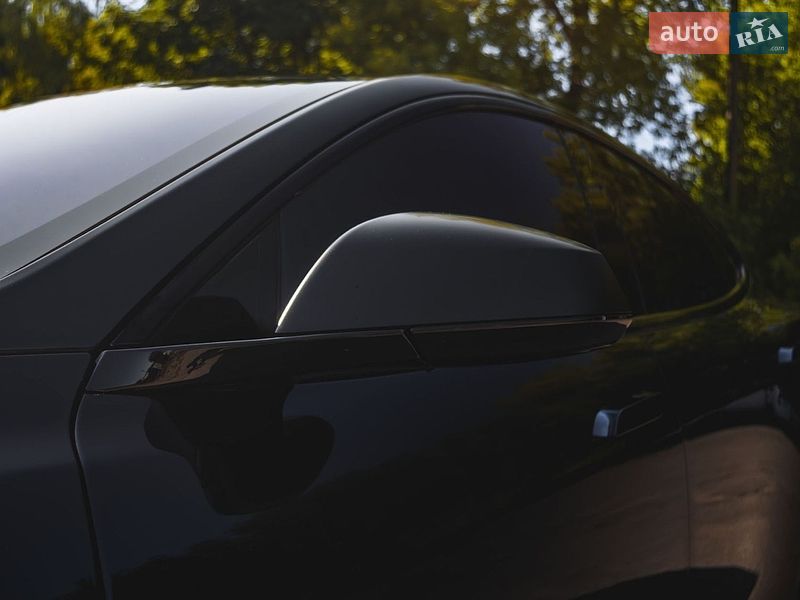 Лифтбек Tesla Model S 2021 в Житомире фото 10 Лифтбек Tesla Model S 2021 в Житомире