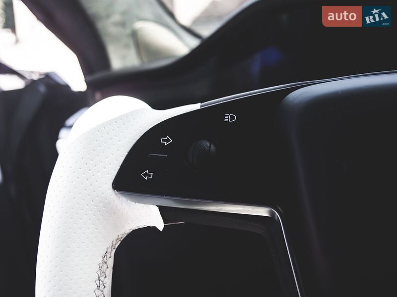 Лифтбек Tesla Model S 2021 в Житомире фото 11 Лифтбек Tesla Model S 2021 в Житомире