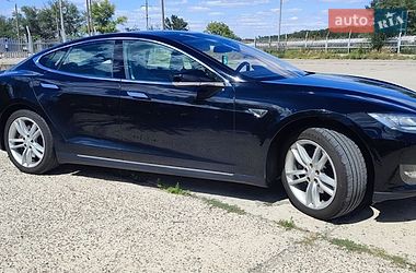 Лифтбек Tesla Model S 2013 в Южноукраинске