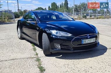 Лифтбек Tesla Model S 2013 в Южноукраинске