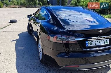 Лифтбек Tesla Model S 2013 в Южноукраинске