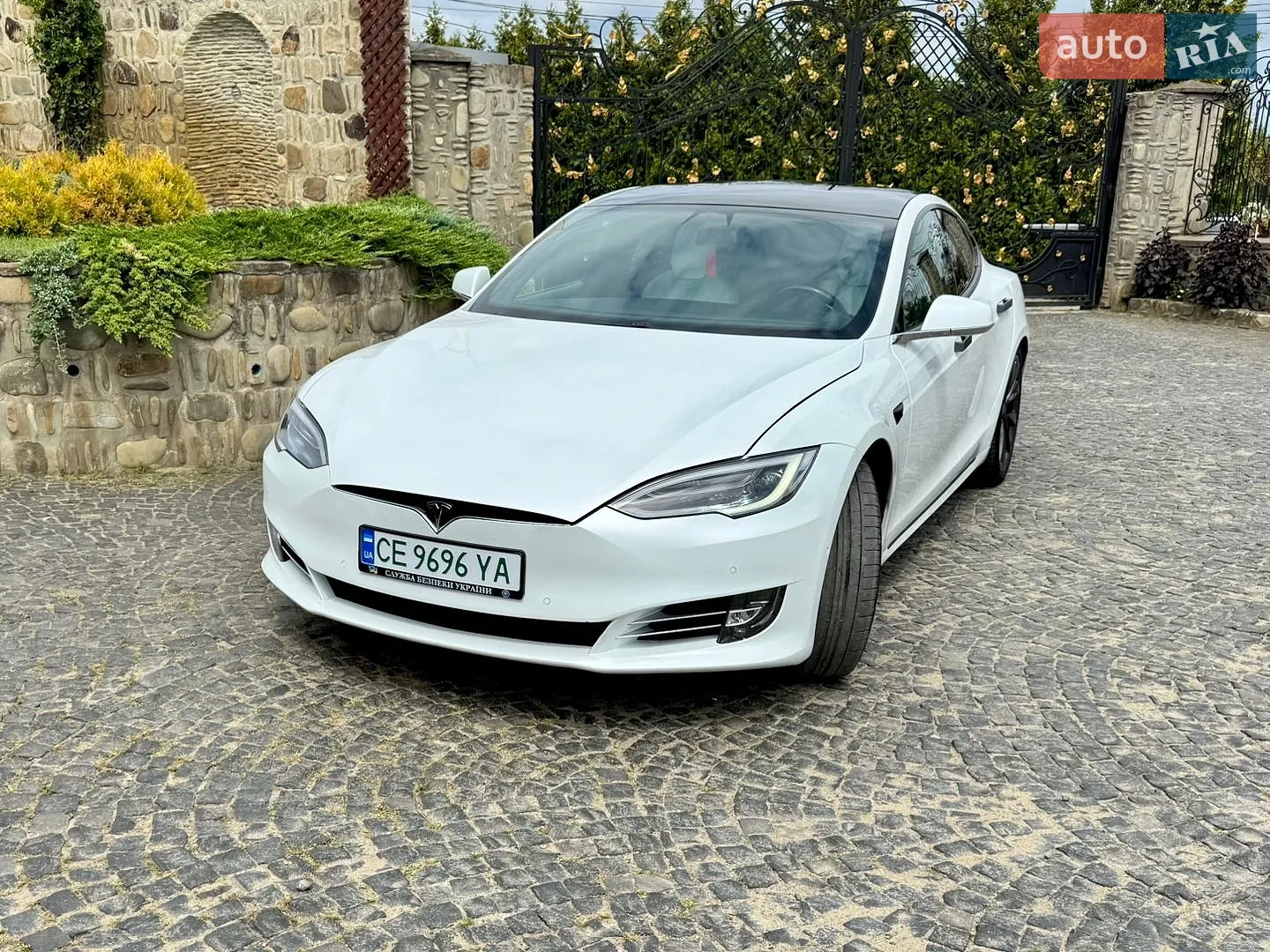 2019 Tesla Model S - мініатюра 4