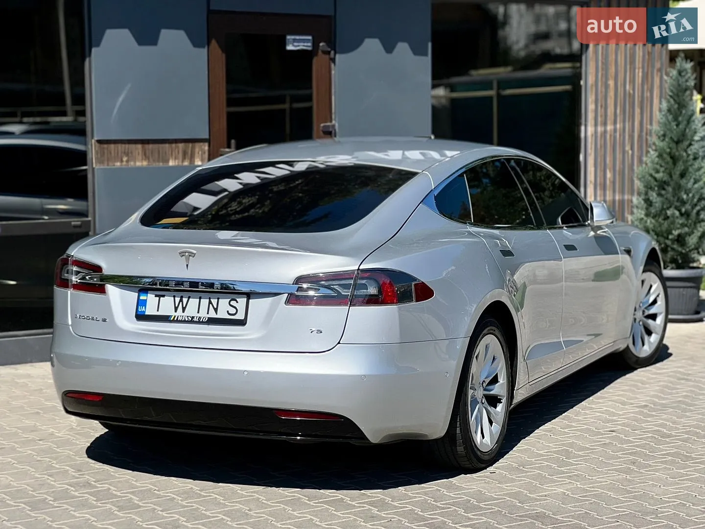 2016 Tesla Model S - мініатюра 4