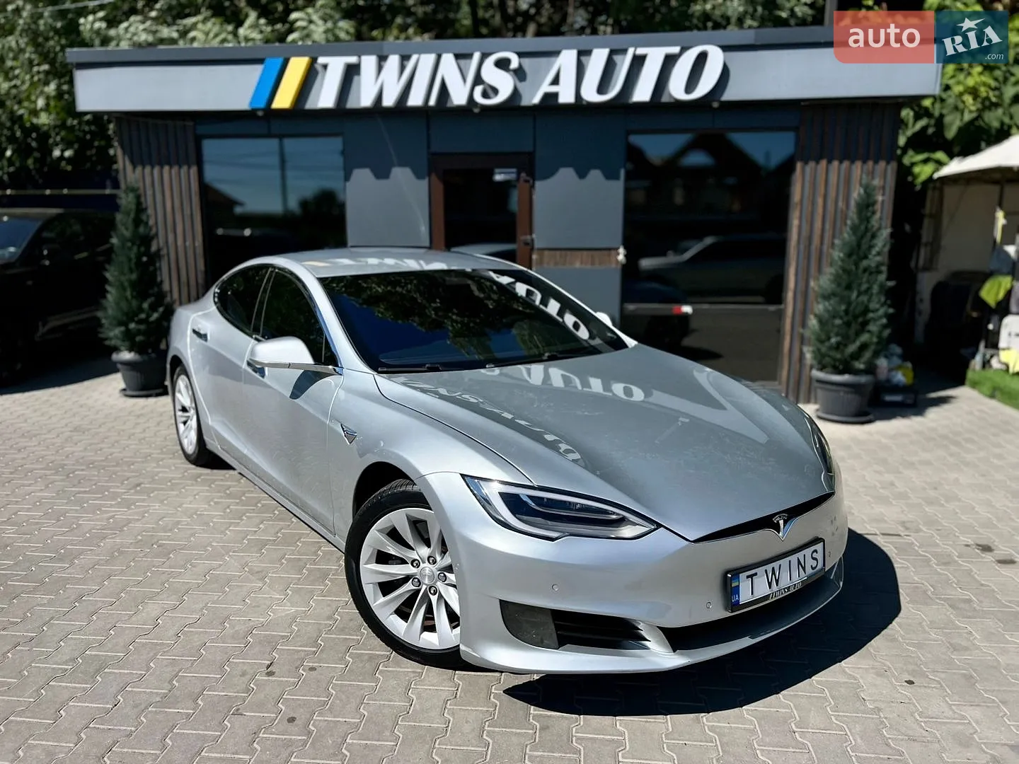 2016 Tesla Model S - мініатюра 15