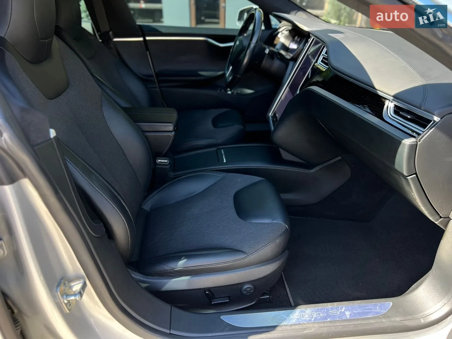 2016 Tesla Model S - мініатюра 27