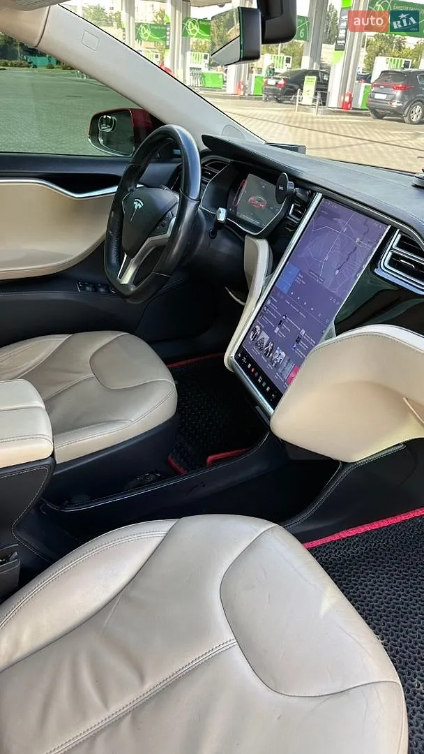 2014 Tesla Model S - мініатюра 8