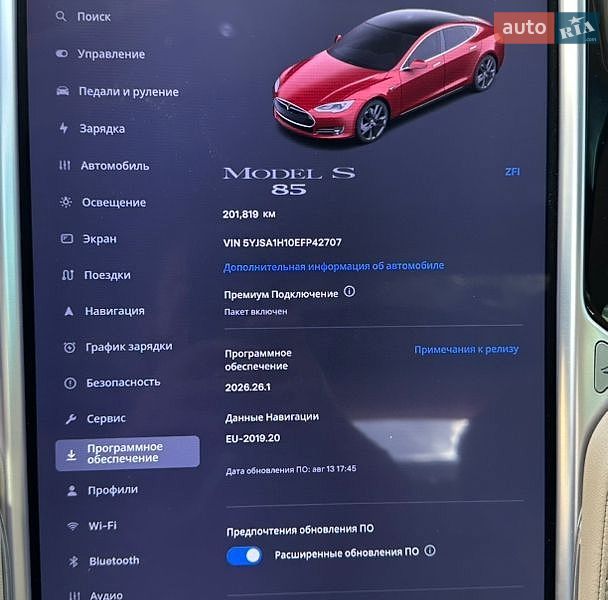 Лифтбек Tesla Model S 2014 в Виннице