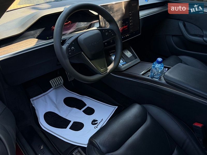 Лифтбек Tesla Model S 2022 в Виннице