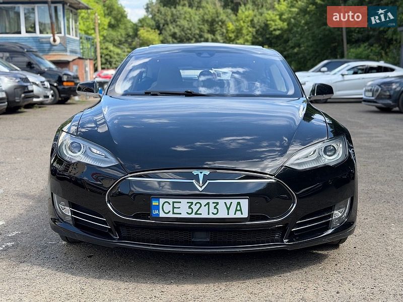 Лифтбек Tesla Model S 2015 в Черновцах фото 2 Лифтбек Tesla Model S 2015 в Черновцах