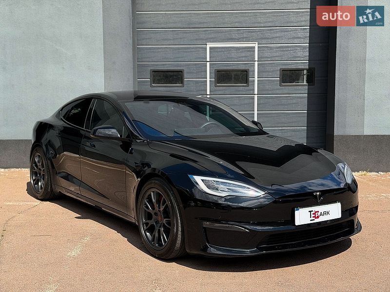 Ліфтбек Tesla Model S 2021 в Києві